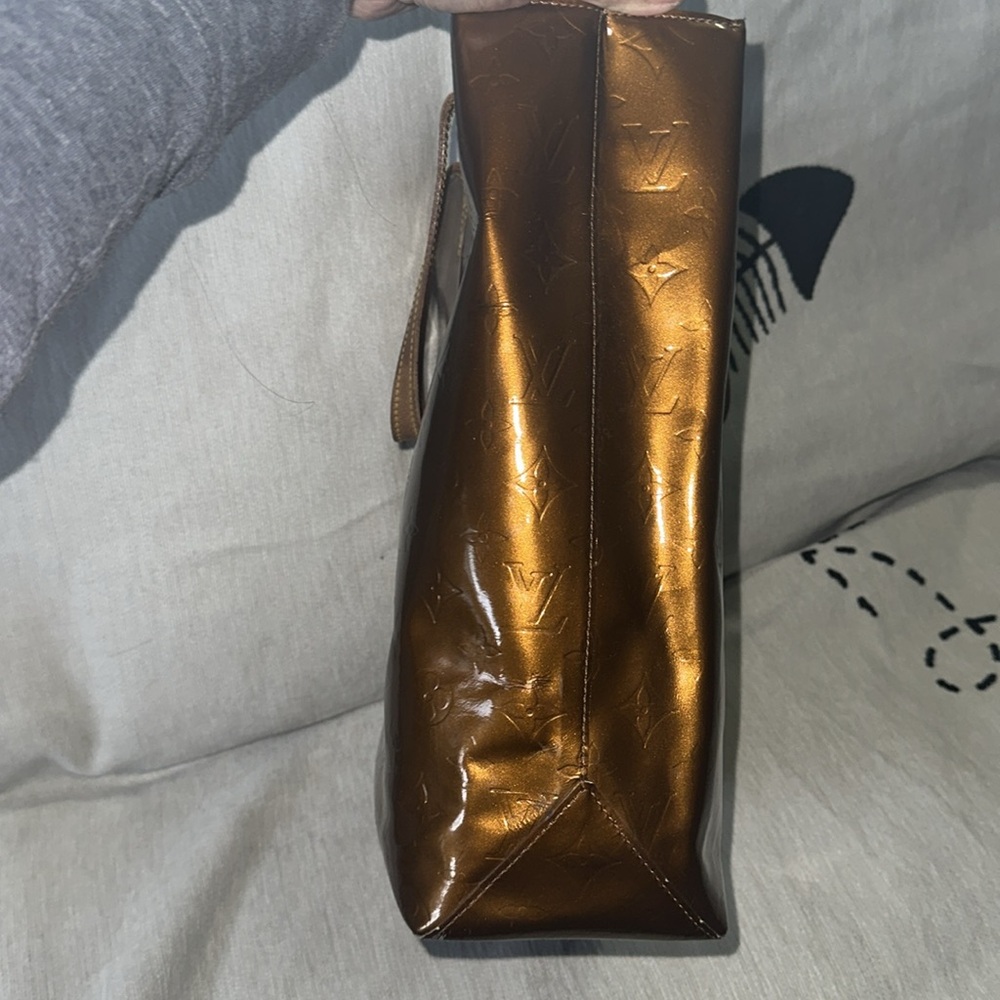 Louis Vuitton brown / metallic bronze monogram vernis tote bag 13.25 x 10 x 4.25 - Picture 5 of 17